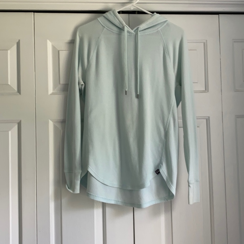 Under Armor light weight sweatshirt